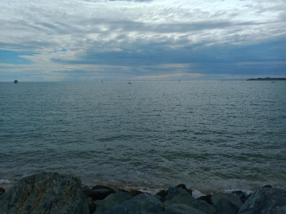 Sejour Insolite - Voilier A Quai A La Rochelle لا روشيل المظهر الخارجي الصورة